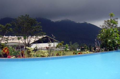 Swimming pool in Jambuluwuk Batu