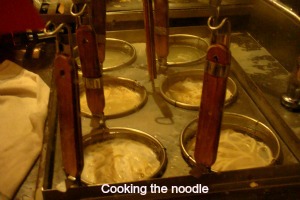 Cooking noodle at Mie Setan in Malang